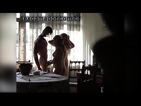 ❤️ L'amichi sessu invitanu un omu gigante è un trio cun ellu ❤❌ Video porno à porn co.xxxdeutschepornos.ru ️❤